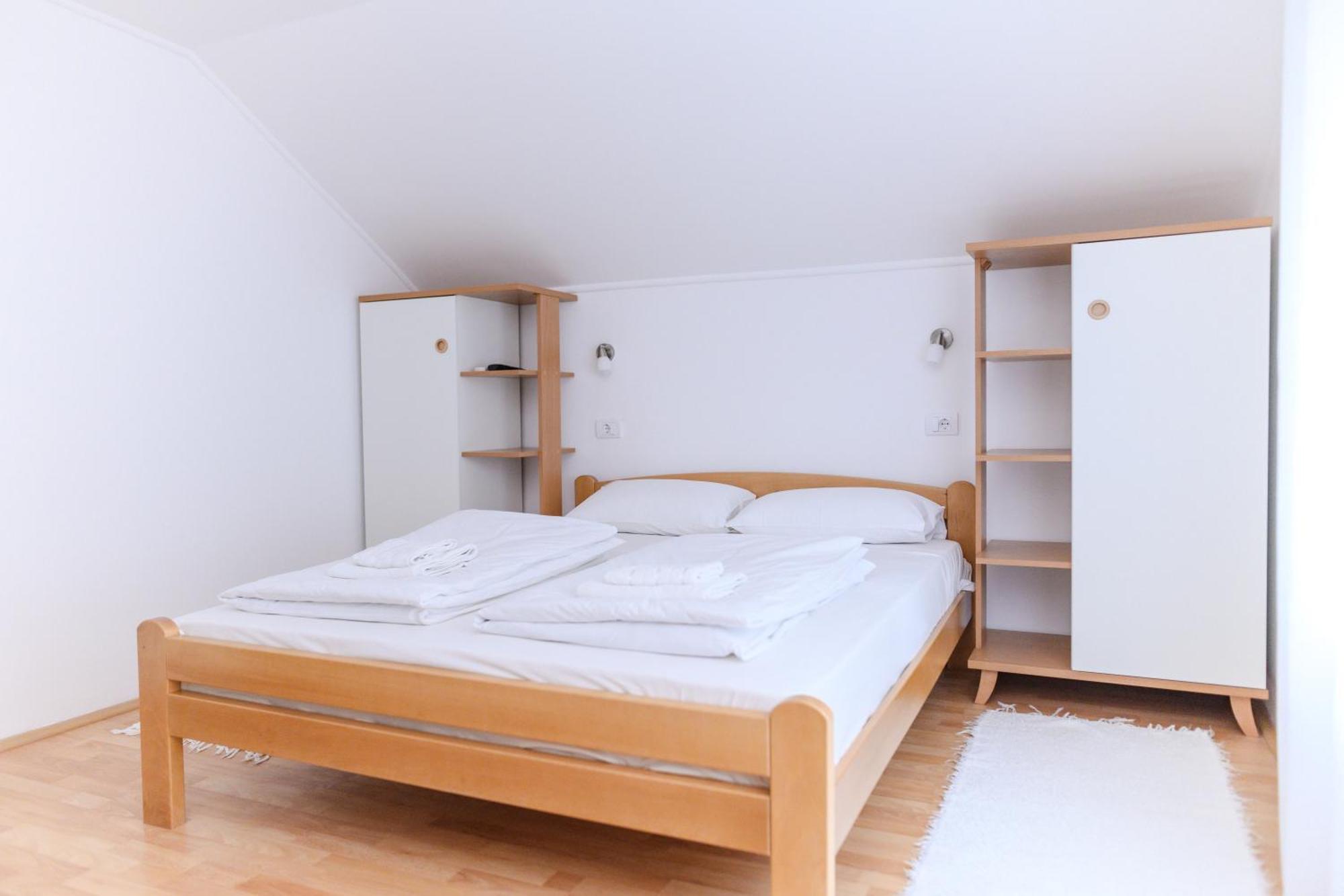 Apartmani Zvirac Soko Banja Ngoại thất bức ảnh