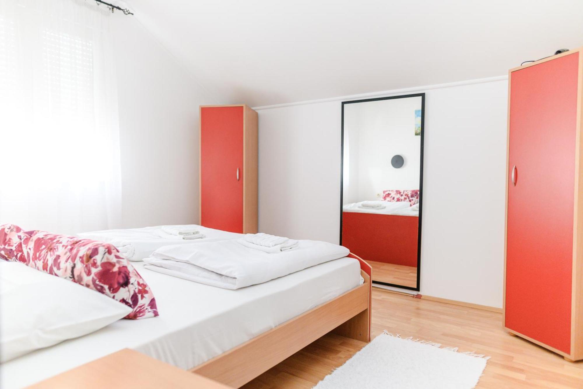 Apartmani Zvirac Soko Banja Ngoại thất bức ảnh